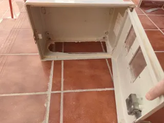 Caja contador eléctrico monofásico Cahors