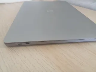 MacBook Pro 16 i9 16GB 1TB SSD 2019