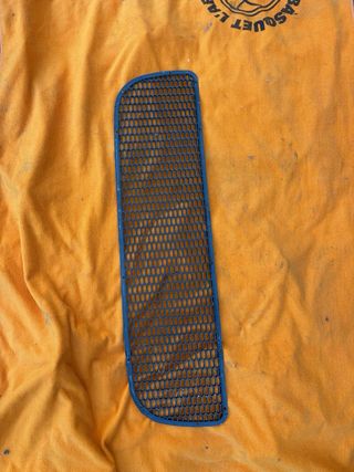 Rejilla Paragolpes R32