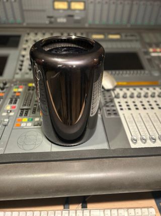 Mac Pro 2013 Finales. 32gb Memoria Ram .Ssd 1 tera