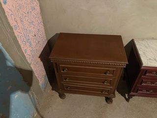 Cómoda, Mesitas y Espejo