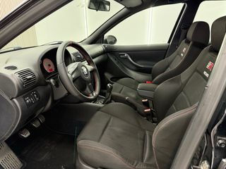 SEAT Leon cupra R 1.8T 20v 225 mk1 2004