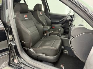 SEAT Leon cupra R 1.8T 20v 225 mk1 2004