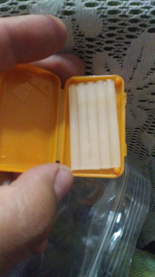 Dedos para practicar uñas