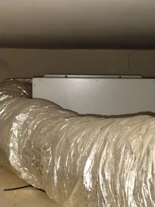 Equipo frío cámara compacto.