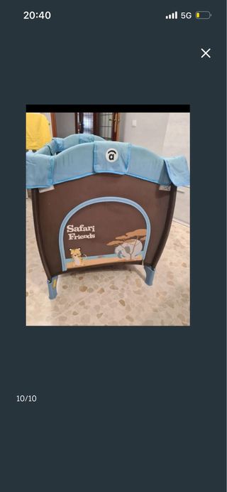 Carro de bebé con capota estampada