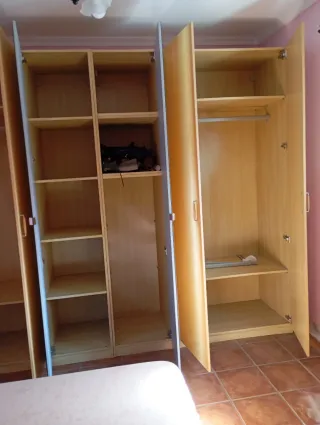 Armario 6 puertas madera con 2 espejos