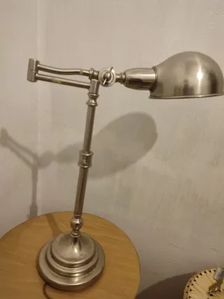 Lámpara de mesa estilo industrial Fase