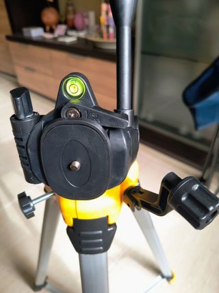 Trípode para Láser DeWALT DE0881T - NUEVO