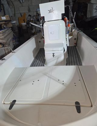 Barco Cory Explore 4.20m + Motor Mercury 50cv