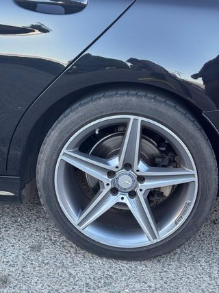 Mercedes-Benz Clase C220 Amg