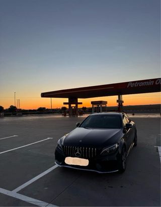 Mercedes-Benz Clase C220 Amg