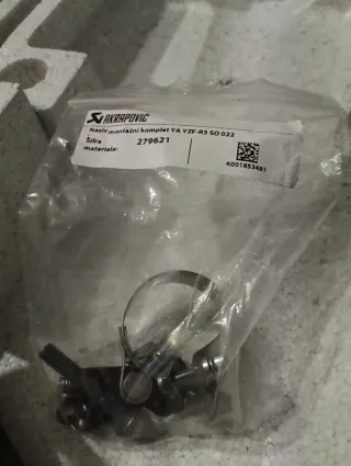 Escape Akrapovic Carbono Yamaha R3 MT03