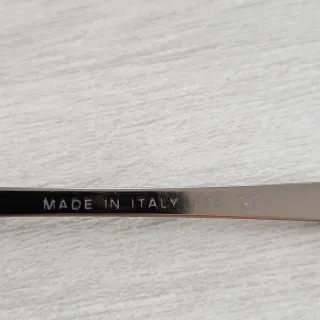 Montura gafas metal doradas con detalles verdes