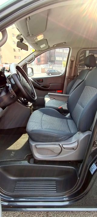 Hyundai H-1 Grand Starex 2017 6 PLAZAS