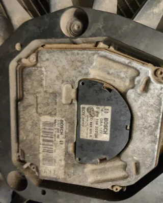 Radiador VW Touareg V6 BKS 7L6 121 253 B