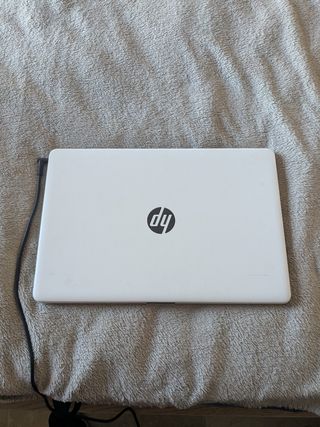 Portátil HP 15-bw017ns Blanco