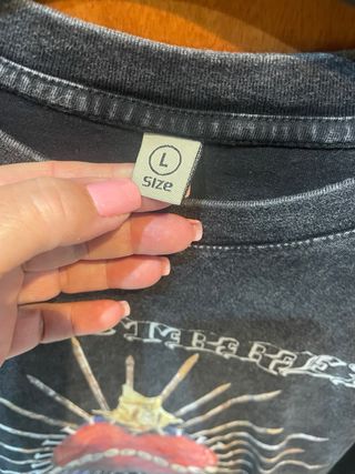 Camiseta Talla L Corazón con Espinas