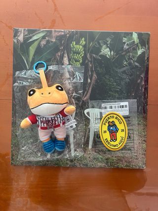 Bad Bunny Debí Tirar MásFotos Pack Llavero Peluche