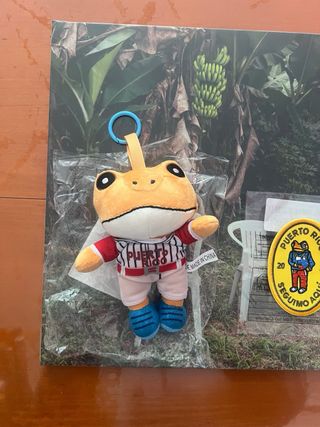 Bad Bunny Debí Tirar MásFotos Pack Llavero Peluche