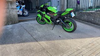 Kawasaki ZX10R Verde
