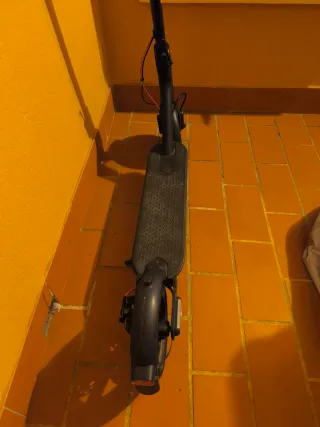 Patinete Eléctrico Xiaomi Casi Nuevo