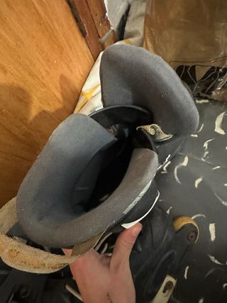 Patines en línea negros ME URGE VENDERLOS