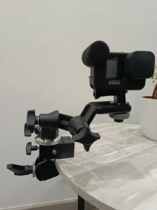 Supporto fisso per fotocamere