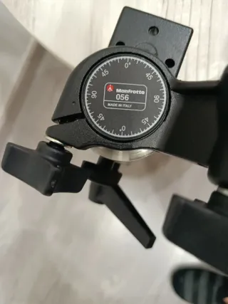 Supporto fisso per fotocamere