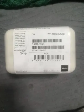 Auriculares Sony WF-1000XM5 registrados en Sony