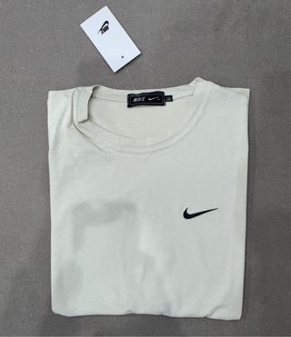 Camiseta Nike Talla L Beige