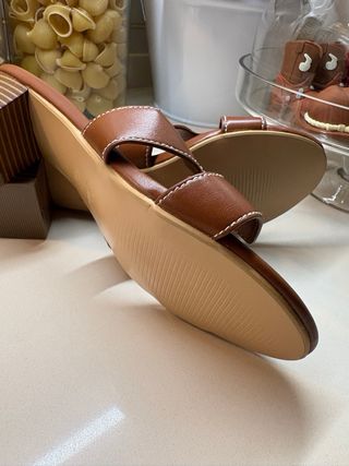 Sandalias marrones sin estrenar