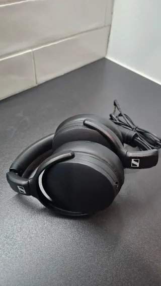 Auriculares Sennheiser HD 400S Negros
