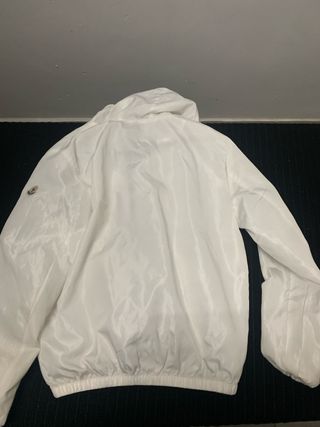 Chaqueta Moncler Blanca y Negra