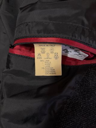 Giacca Fay 3 bottoni Lana 95% Cashmere 5%.