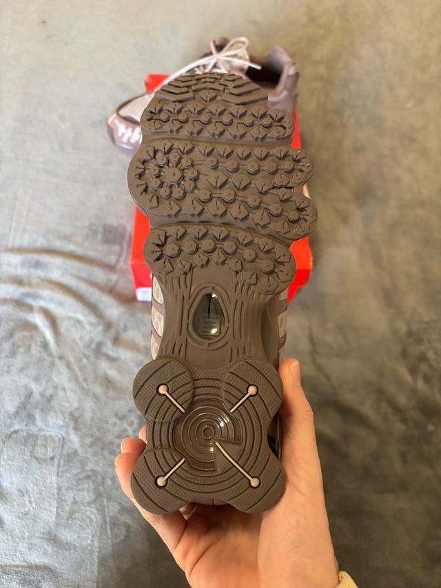 Nike Shox TL Pumice Night Maroon T 40