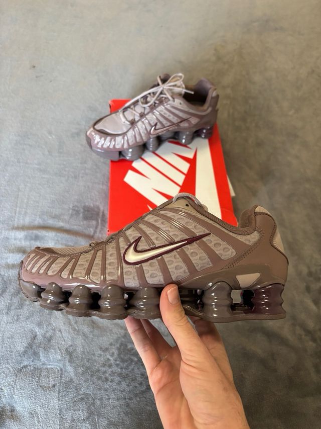 Nike Shox TL Pumice Night Maroon T 40