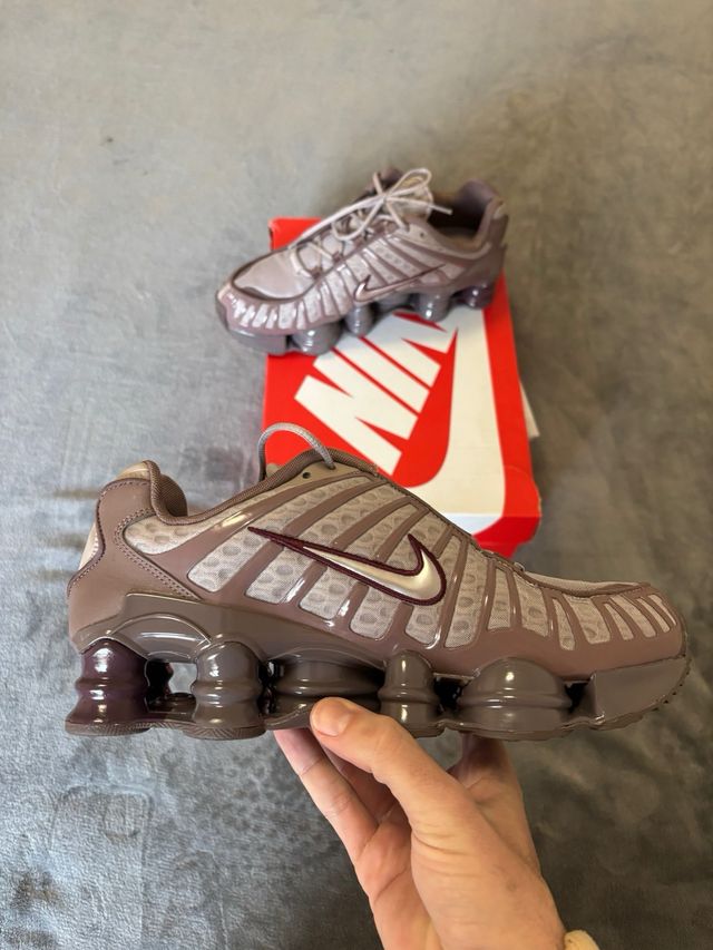 Nike Shox TL Pumice Night Maroon T 40