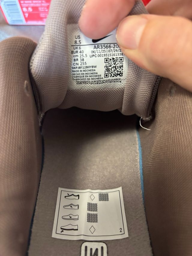 Nike Shox TL Pumice Night Maroon T 40