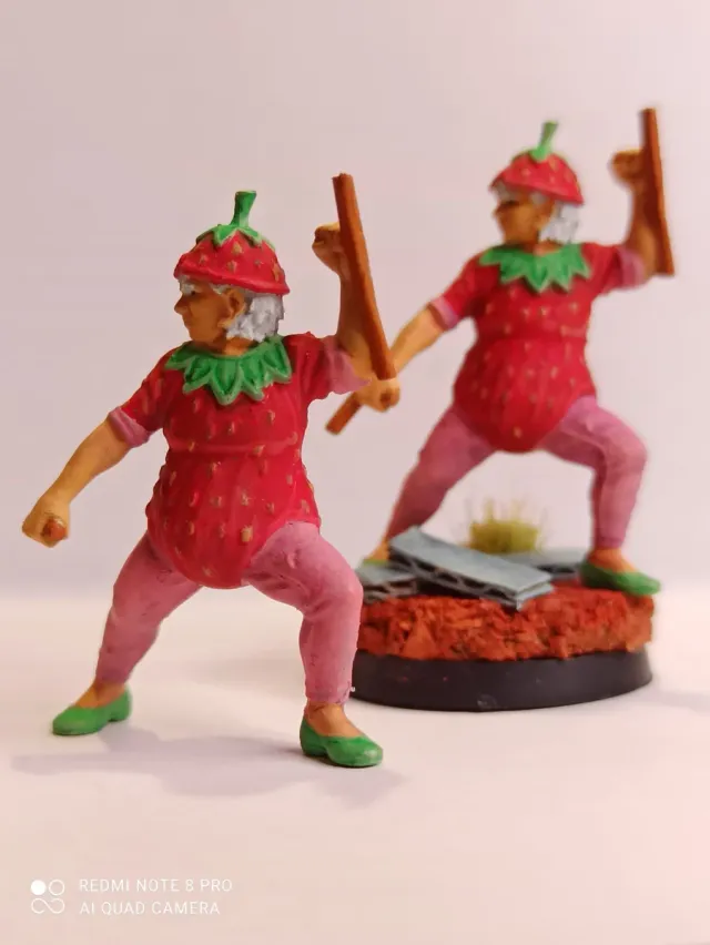 Flipada de los Ninjas vestida de Fresa