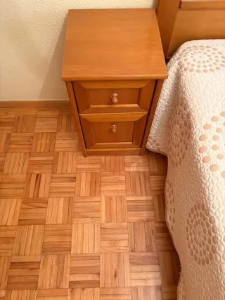 2 Camas Completas con Colchones y Somieres