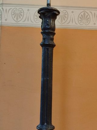 Arranque de escalera de hierro