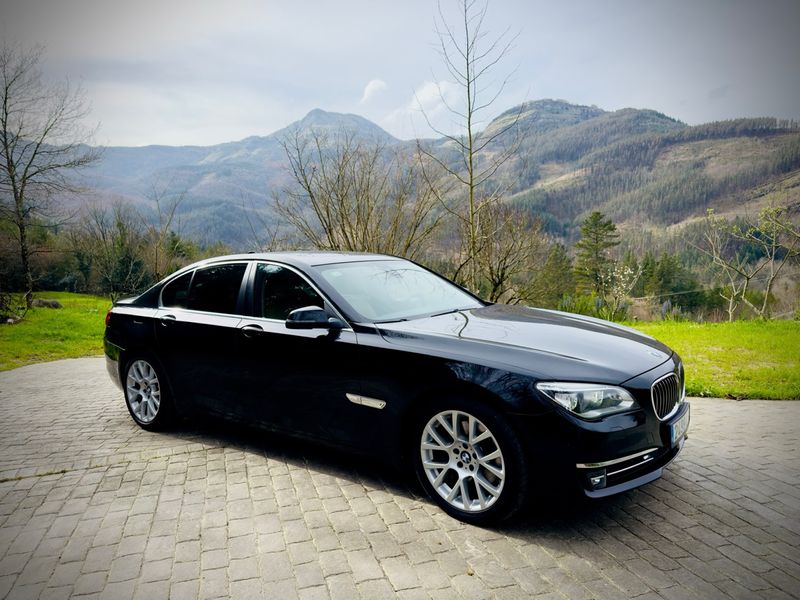 BMW 740d 320CV xDrive Luxury FULL +150k TECHO - foto 1
