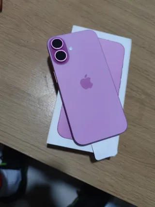 iPhone 16