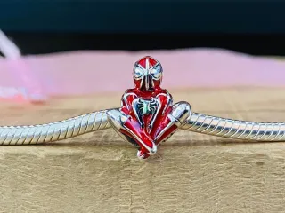 Charm | Spiderman Marvel