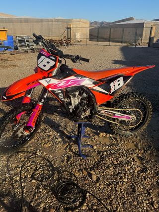 KTM Motocross 250 4T año 2023