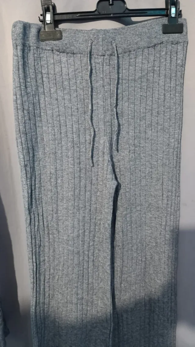 Se vende Conjunto mujer gris talla xxl nuevo 15€