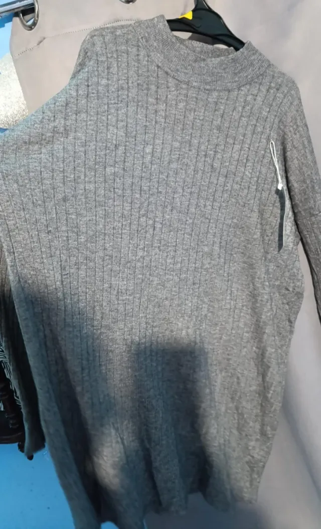 Se vende Conjunto mujer gris talla xxl nuevo 15€