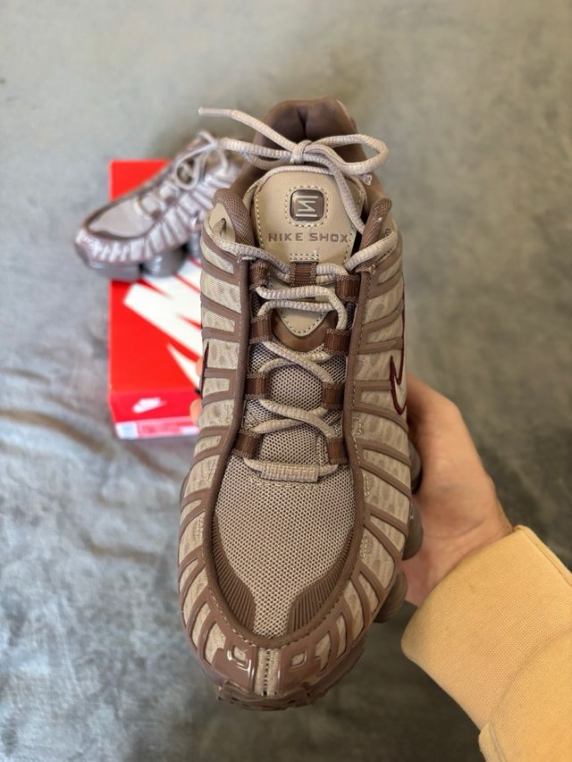 Nike Shox TL Pumice Black Maroon T 39 New