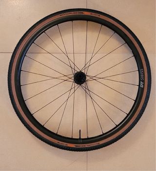 Rueda DT Swiss Gravel LN